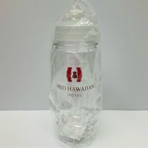 New In Sealed Package HILO HAWAIIAN HOTEL 8 In. Plastic Water Bottle Guest Gift